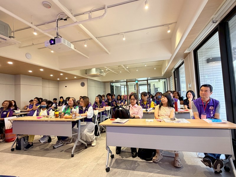 LINE_ALBUM_202666-67充電會_260609_3-1